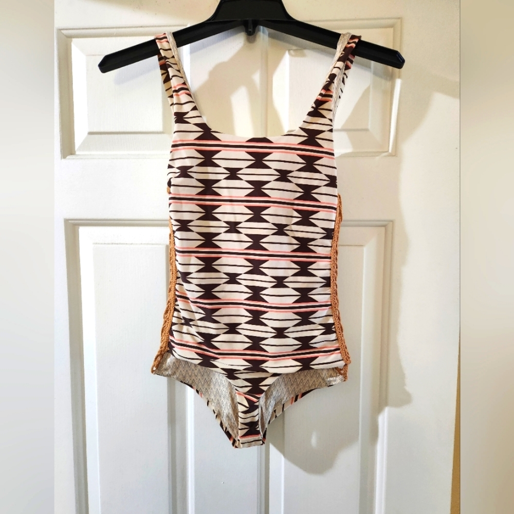 Acacia Swimwear One Piece - image 1